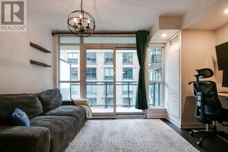 775 King St W in Toronto, ON - Building Photo - Building Photo