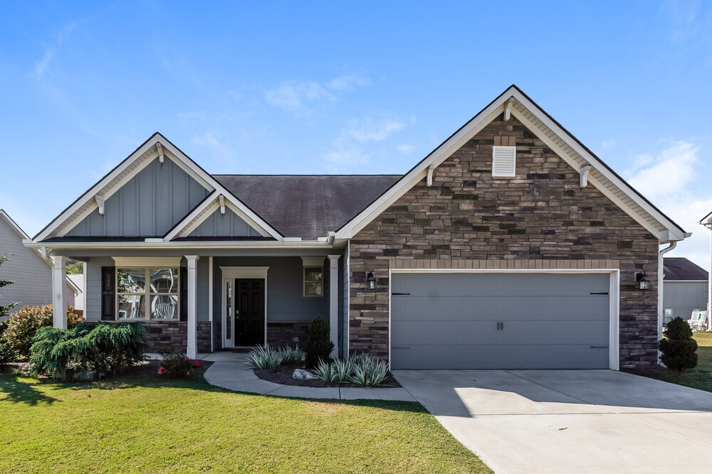 26 Barnsley Village Dr in Adairsville, GA - Building Photo