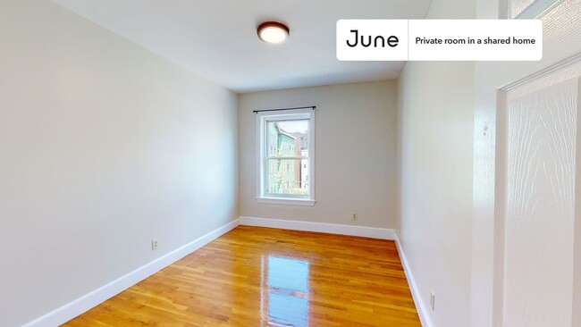 Private bedroom in 4 bed/2 bath Home in Boston, MA - Building Photo - Building Photo