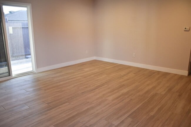830-836 E La Veta Ave in Orange, CA - Building Photo - Building Photo
