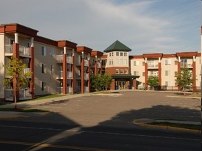 The Crossings at Town Centre in Waconia, MN - Building Photo - Building Photo