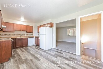 14036 E 22nd Pl in Aurora, CO - Foto de edificio - Building Photo