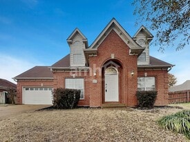 2604 Wood Sage Cv in Cordova, TN - Building Photo