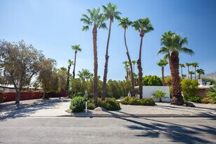 3033 E Verona Rd in Palm Springs, CA - Building Photo