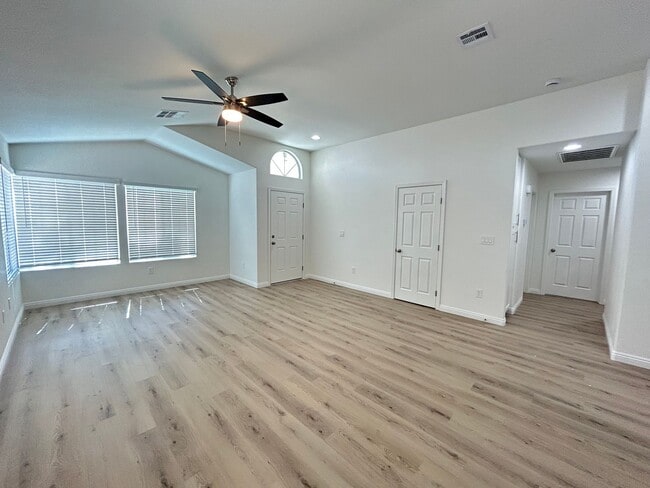 4425 Rodman Dr in Las Vegas, NV - Building Photo - Building Photo
