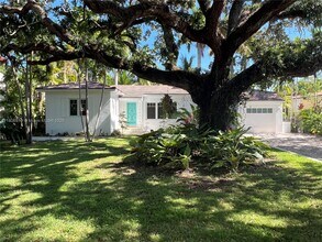 540 NE 55th St in Miami, FL - Building Photo - Building Photo