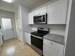 1762 Service Rd in North Palm Beach, FL - Building Photo - Building Photo