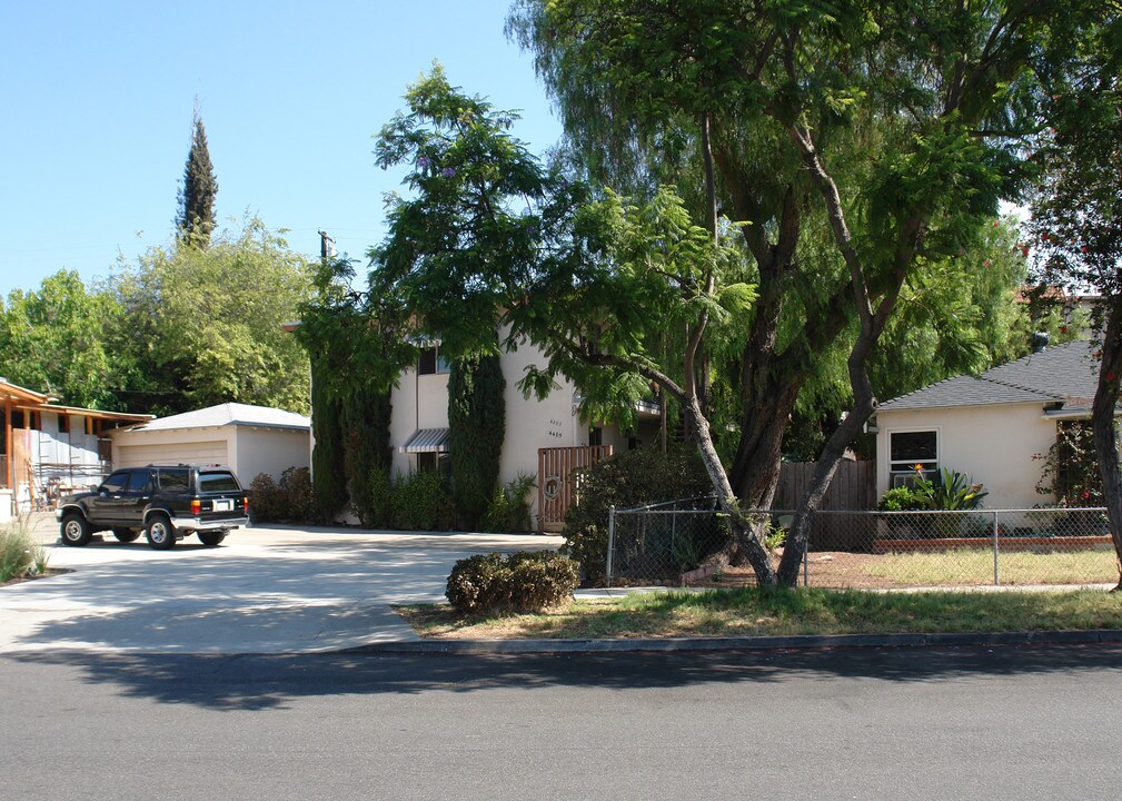 4483 Palm Ave in La Mesa, CA - Foto de edificio
