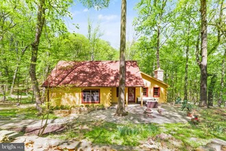 1850 Ridge Rd in Haymarket, VA - Building Photo - Building Photo