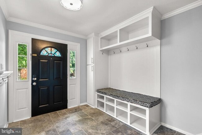 3331 Spring Ln in Falls Church, VA - Building Photo - Building Photo