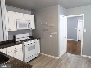 8220 Cornwall Rd in Dundalk, MD - Building Photo - Building Photo