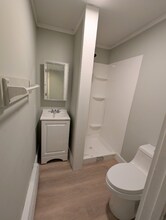 121 State St, Unit 7 in Rutland, VT - Building Photo - Building Photo