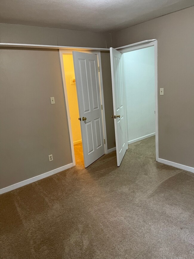21744 Almaden Rd, Unit 4 in San Jose, CA - Building Photo - Building Photo