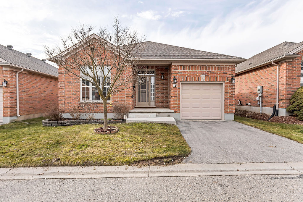 18 Cadeau Terrace in London, ON - Building Photo