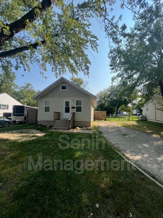 722 Stirling in Pontiac, MI - Building Photo