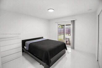 22810 SW 122nd Ct in Princeton, FL - Foto de edificio - Building Photo