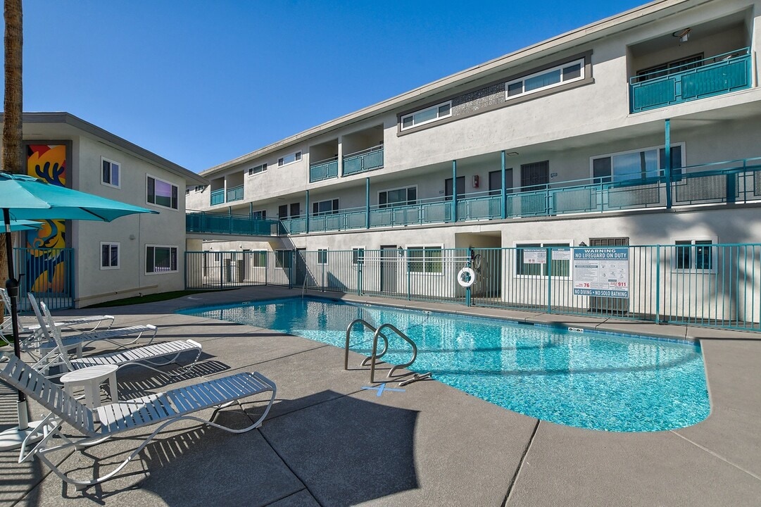 The Hendrix in Las Vegas, NV - Building Photo