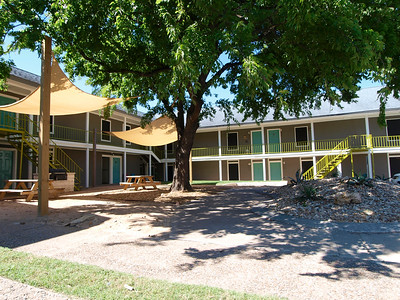 Flats At The Cameron in Austin, TX - Foto de edificio - Building Photo