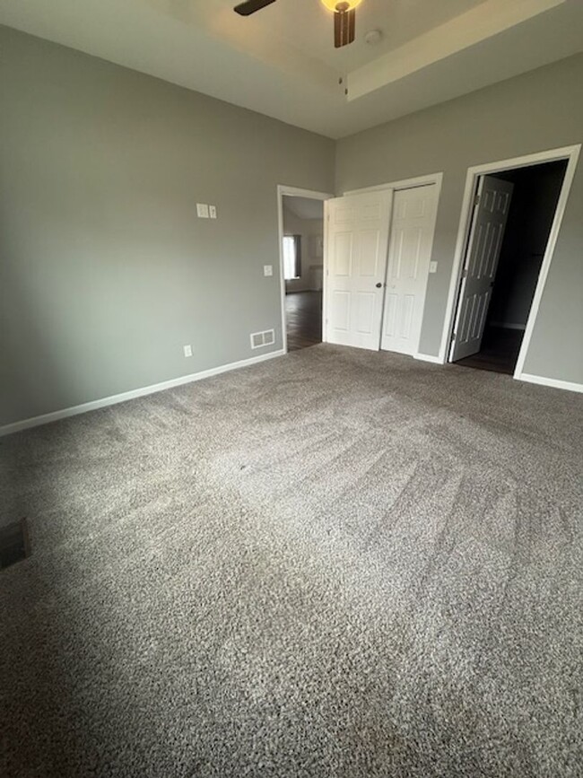 701 Stephanie Ct in Washington, IL - Building Photo - Building Photo
