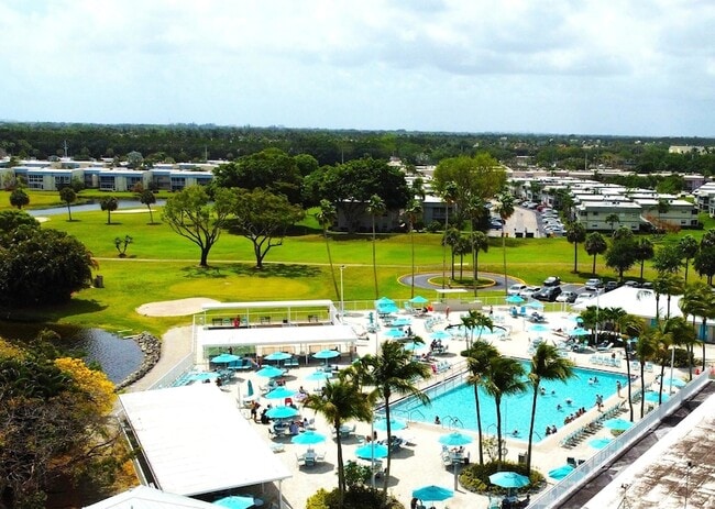 586 Normandy Ln, Unit 586 in Delray Beach, FL - Building Photo - Building Photo