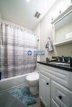 491 Commonwealth Ave, Unit 1 in Boston, MA - Foto de edificio - Building Photo