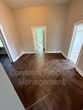 825 E Broadway St in Griffin, GA - Building Photo - Building Photo