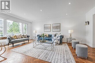 58 Ames Cir in Toronto, ON - Building Photo - Building Photo