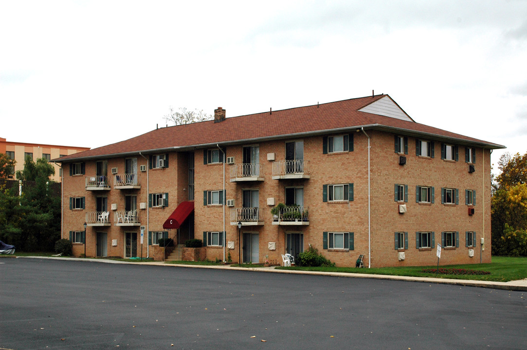 King of Prussia Arms in King of Prussia, PA - Building Photo