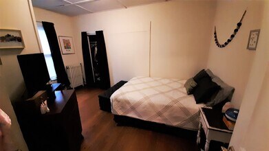 215 Pleasant St in Ithaca, NY - Building Photo - Building Photo