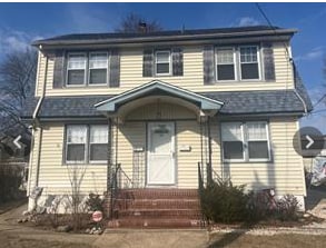 property at 32 Vine St