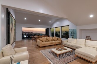 2641 Costebelle Dr in San Diego, CA - Building Photo - Building Photo