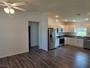 131 Carousel Ave in La Belle, FL - Building Photo - Building Photo