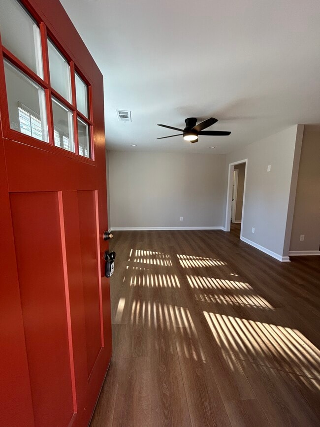 property at 1226 Beechview Dr SE