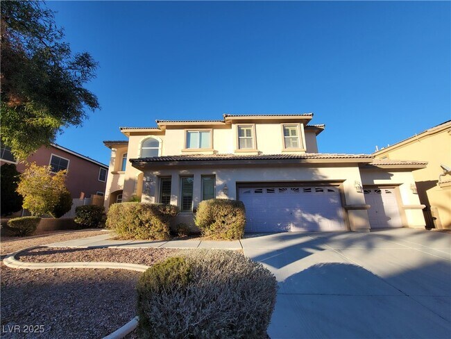 property at 7728 Villa De La Paz Ave