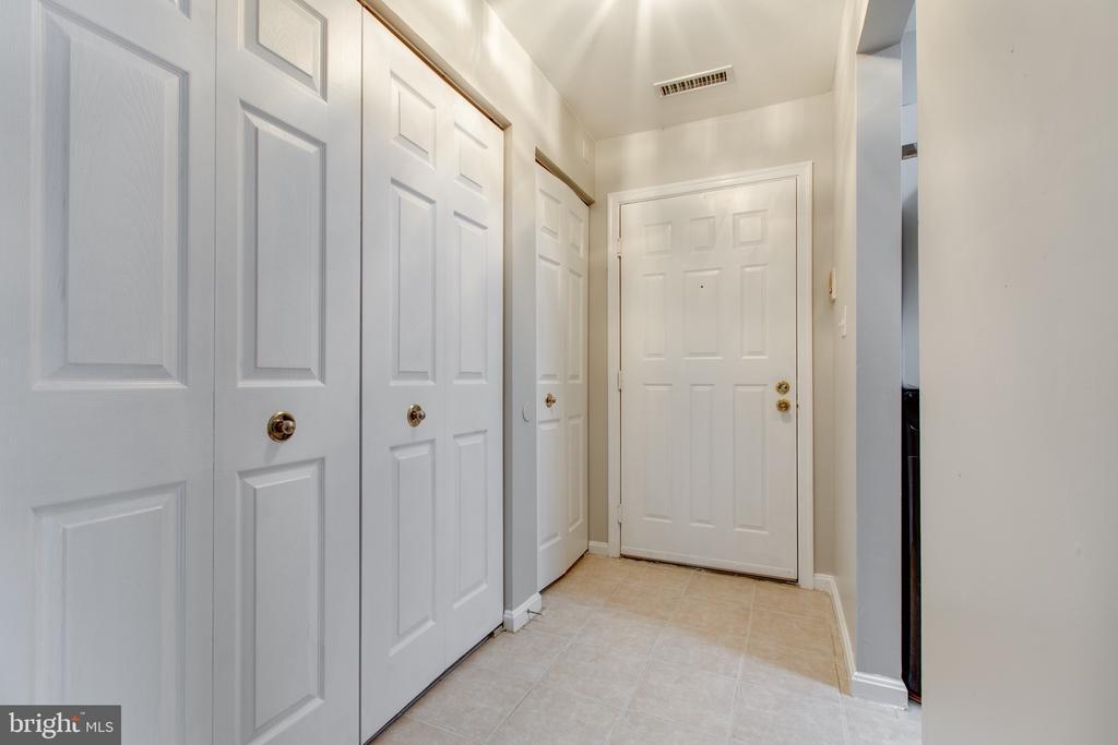 8559 Falls Run Rd in Ellicott City, MD - Building Photo