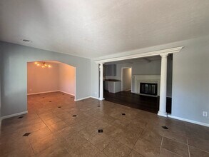 381 Summerhill Rd in Fayetteville, NC - Building Photo - Building Photo