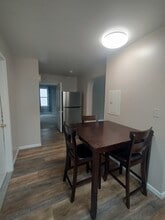 1502 S Jefferson St, Unit 1 in Lockport, IL - Building Photo - Building Photo