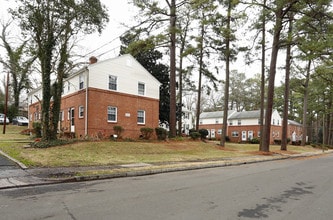 Murchison Apartments in Durham, NC - Building Photo - Building Photo