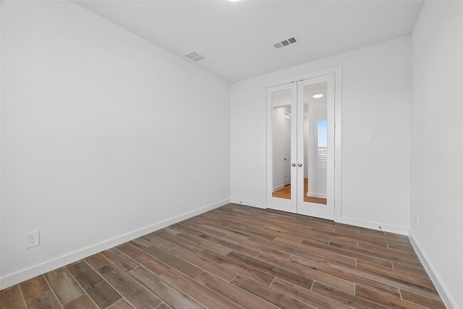 property at 3238 Kindred Wy