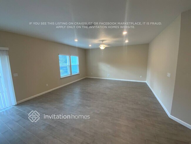 2474 Laylas Wy in Jacksonville, FL - Building Photo - Building Photo