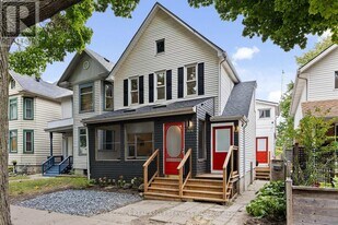 304 Lincoln Rd in Windsor, ON - Building Photo