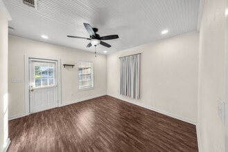 306 Courthouse St in Port Allen, LA - Building Photo - Building Photo