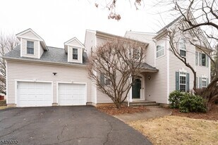 23 Hansom Rd in Bernards, NJ - Building Photo