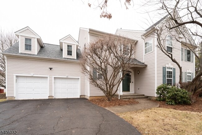 property at 23 Hansom Rd