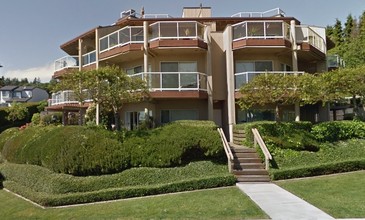 Victoria Terrace in White Rock, BC - Building Photo - Building Photo