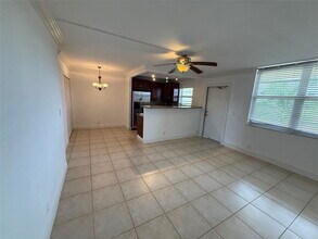 2400 NE 10th St in Pompano Beach, FL - Building Photo - Building Photo