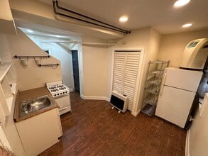 1308 W Byron St in Chicago, IL - Building Photo - Building Photo