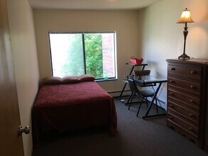 401 Eddy Street in Ithaca, NY - Building Photo - Interior Photo
