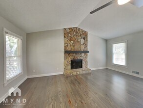 131 Lake Run in Lawrenceville, GA - Building Photo - Building Photo