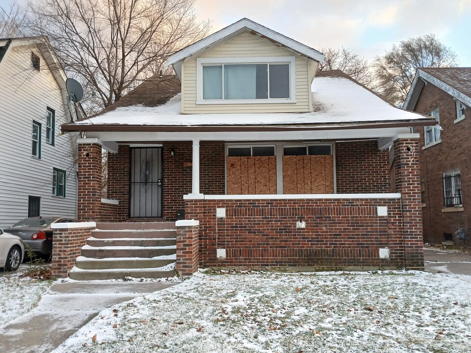 11046 Wilshire Dr in Detroit, MI - Building Photo